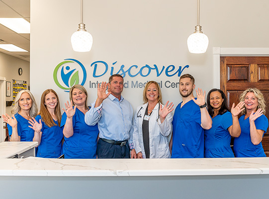Chiropractor Spring Grove IL Darrin Foszcz Staff Meet The Team