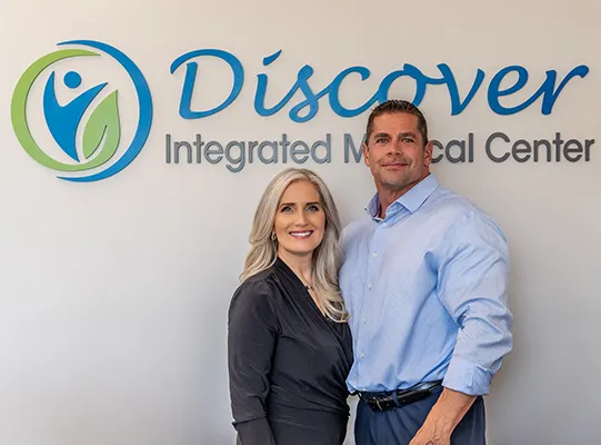 Chiropractor Spring Grove IL Darrin Foszcz and Melanie