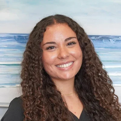 Chiropractic Spring Grove IL Makayla Esthetician